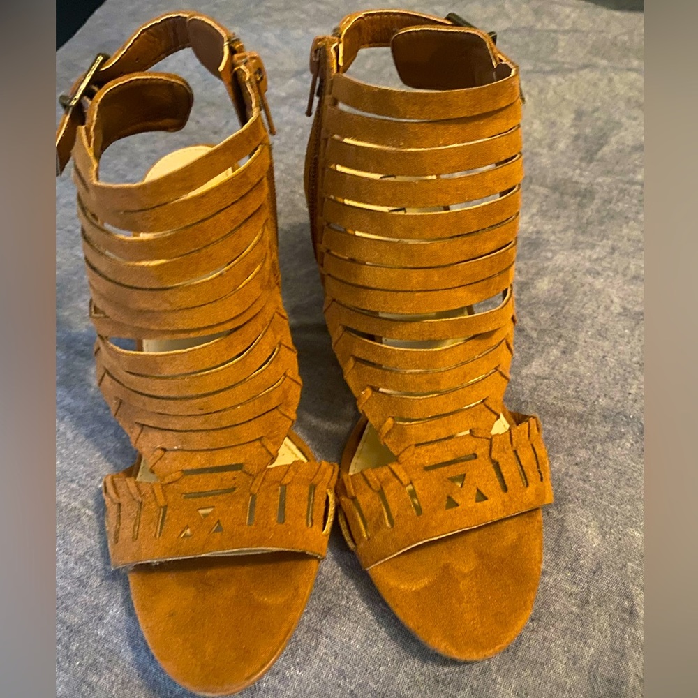 size 7.5 cognac color booties / sandals / open toe